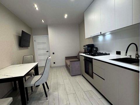 квартира за адресою Співдружності вул., 7