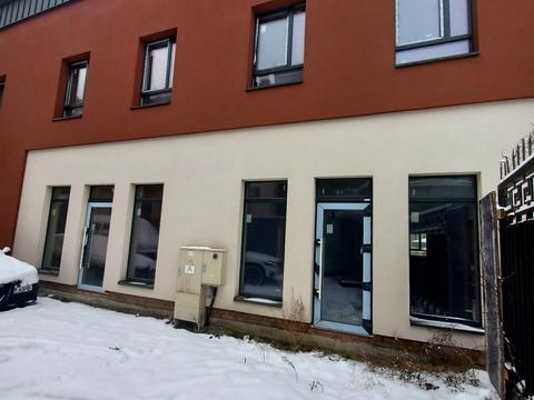 комерційна за адресою Богдана Хмельницького вул., 85