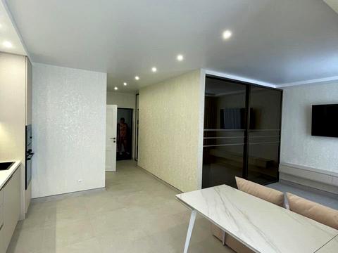 квартира за адресою Співдружності вул., 8