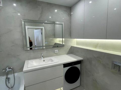 квартира за адресою Співдружності вул., 8