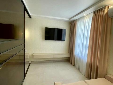 квартира за адресою Співдружності вул., 8