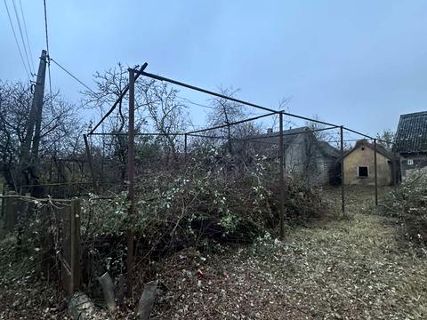 ділянка за адресою Центральна