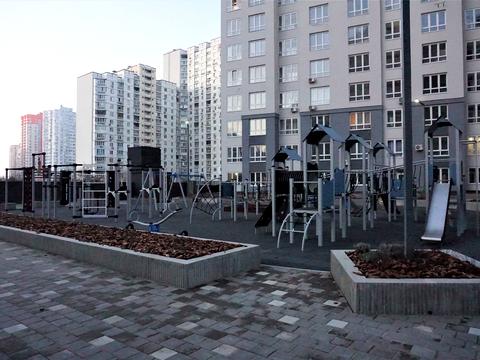 квартира за адресою Драгоманова вул., 10