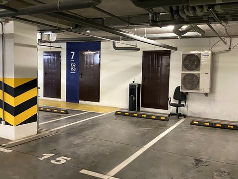 паркоместо по адресу Набережно-Рыбальская дорога ул., 9