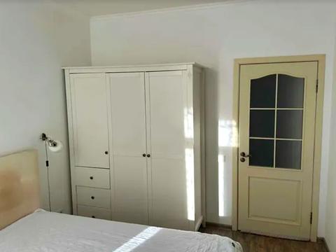 квартира за адресою Регенераторна вул., 4 к8