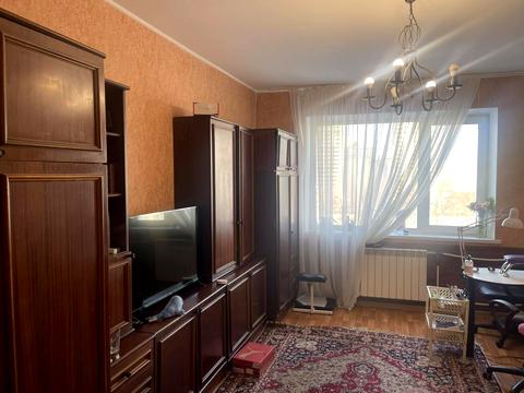 квартира за адресою Романа Шухевича просп. (Генерала Ватутіна), 8