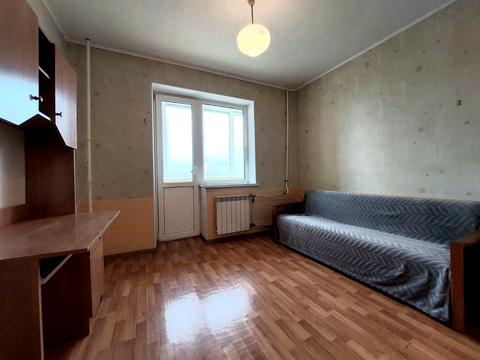 квартира за адресою Романа Шухевича просп. (Генерала Ватутіна), 8