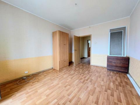 квартира за адресою Романа Шухевича просп. (Генерала Ватутіна), 8