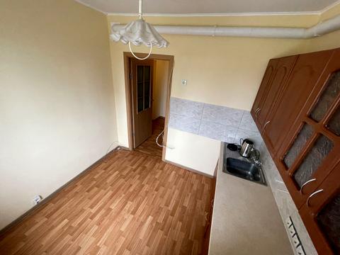 квартира за адресою Романа Шухевича просп. (Генерала Ватутіна), 8