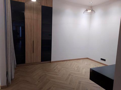 коммерческая по адресу Спиридоновская ул., 8