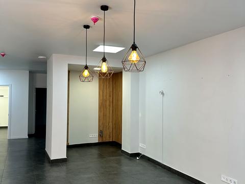 коммерческая по адресу Новосельского ул., 19