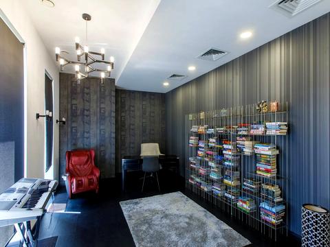 будинок за адресою Диканська вул. (Матроса Кошки), 28