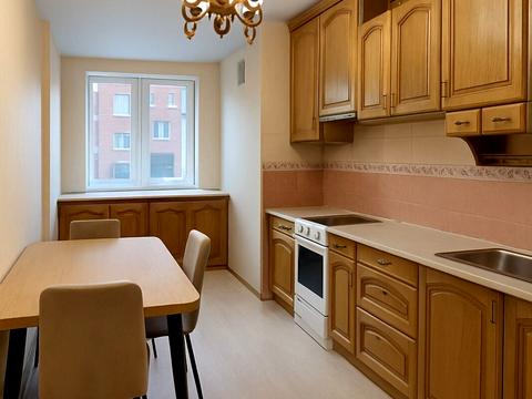 квартира за адресою Лабораторна вул., 14