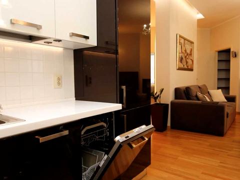 квартира за адресою Дмитрівська вул., 13-А