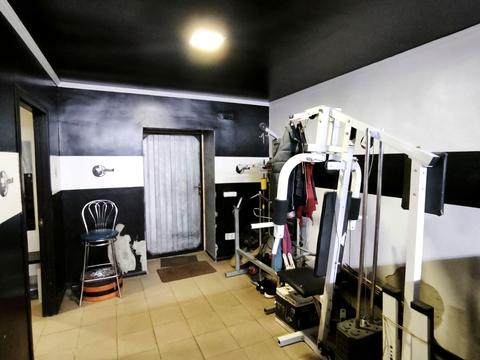 комерційна за адресою Петра Лінтура вул., 10