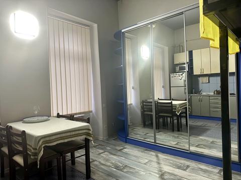 квартира за адресою Артилерійська вул., 2/3