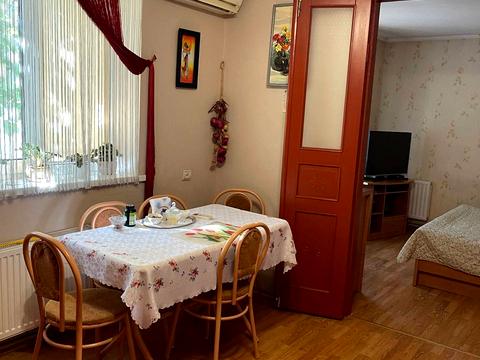 будинок за адресою Суворова