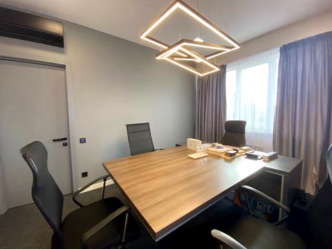 комерційна за адресою Сергія Подолинського вул. (Благоєва), 31-А