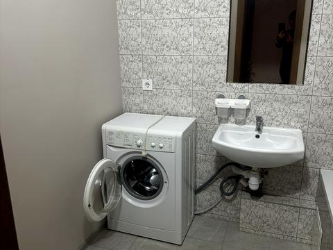 квартира за адресою Ревуцького вул., 54