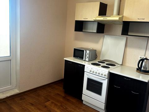 квартира за адресою Ревуцького вул., 54