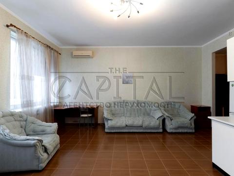 квартира за адресою Срібнокільська вул., 3-В