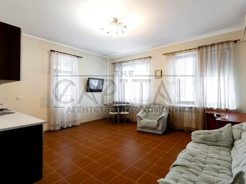 квартира за адресою Срібнокільська вул., 3-В