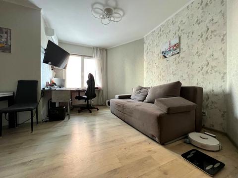 квартира по адресу Софии Русовой ул., 1