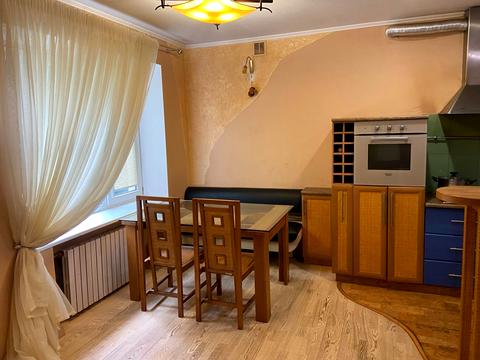 квартира за адресою Степана Бандери вул. (Костенка), 7