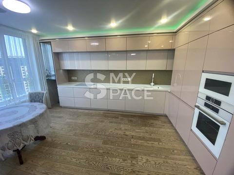 квартира за адресою Михайла Максимовича вул. (Онуфрія Трутенка), 32-А