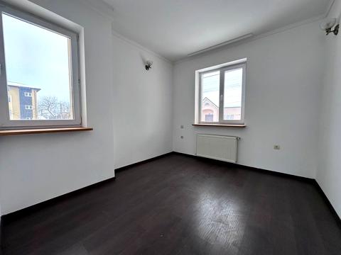 дом по адресу Тополина