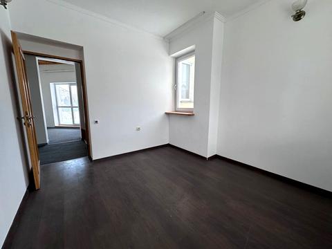 дом по адресу Тополина