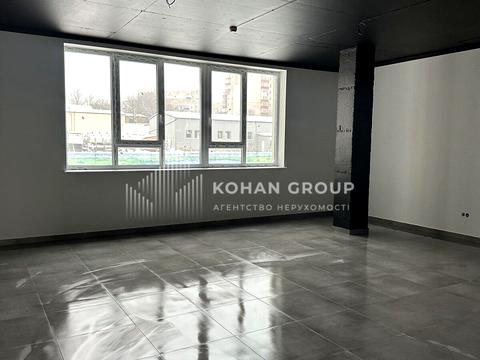 комерційна за адресою Озерна вул., 16а