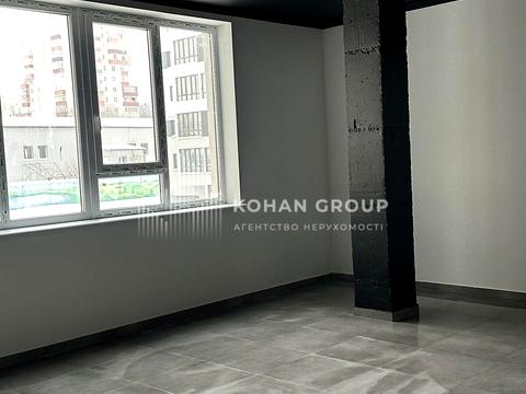 комерційна за адресою Озерна вул., 16а