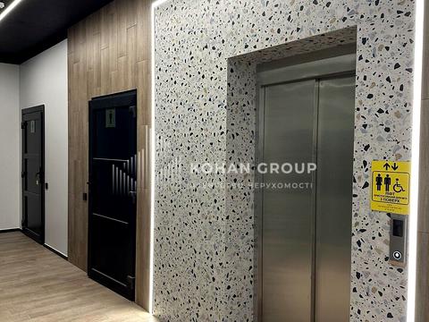 комерційна за адресою Озерна вул., 16а