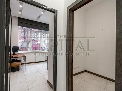 комерційна за адресою Київ, Полтавська вул., 10