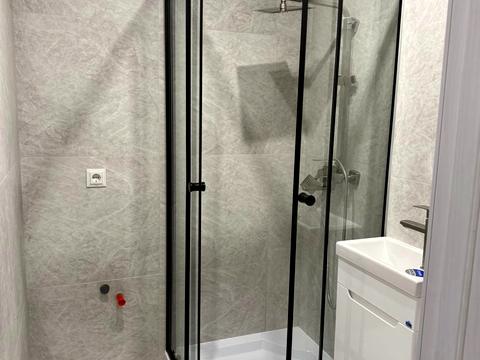 квартира за адресою В'ячеслава Чорновола вул., 5