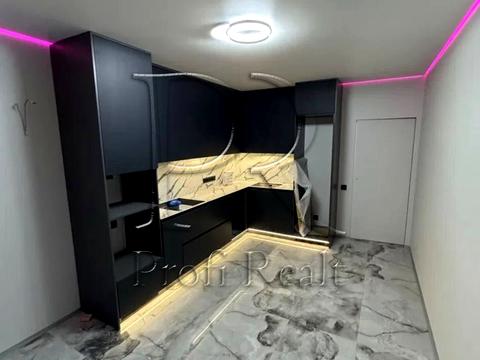 квартира за адресою Дніпровська набережна вул., 15-К