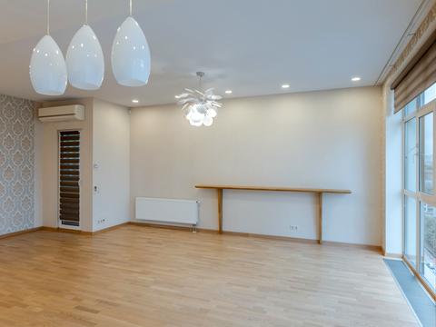 квартира за адресою Андрія Верхогляда вул. (Михайла Драгомирова), 16