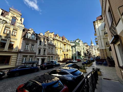 комерційна за адресою Кожум'яцька вул., 12-В
