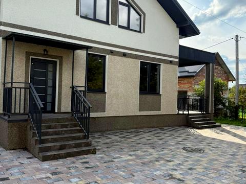 будинок за адресою Степана Бандер