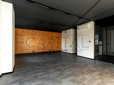 комерційна за адресою Андрія Верхогляда вул. (Михайла Драгомирова), 14-А