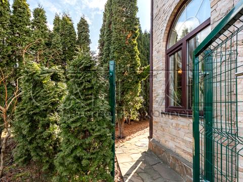 будинок за адресою с. Нові Безрадичі, Піщана, 55