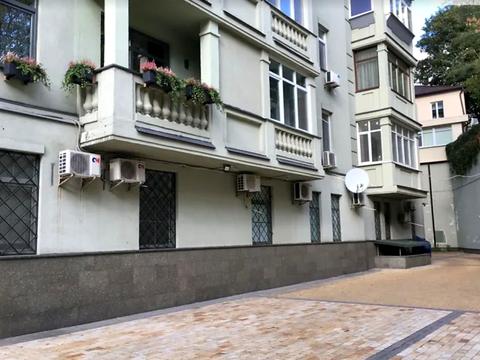 комерційна за адресою Олеся Гончара вул., 35