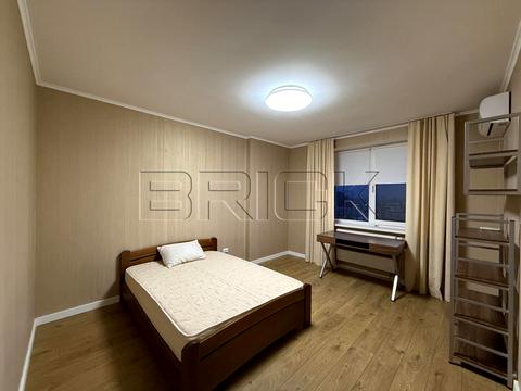 квартира за адресою Ревуцького вул., 9