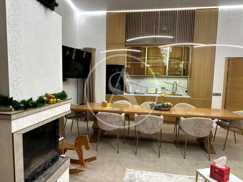 будинок за адресою Миколи Устияновича вул.