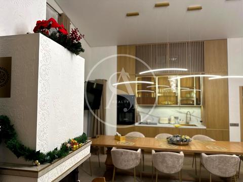 будинок за адресою Миколи Устияновича вул.