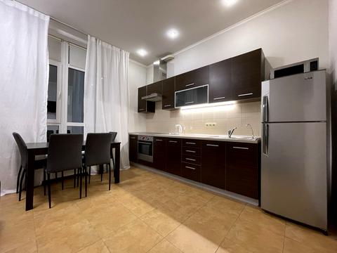 квартира за адресою Андрія Верхогляда вул. (Михайла Драгомирова), 5