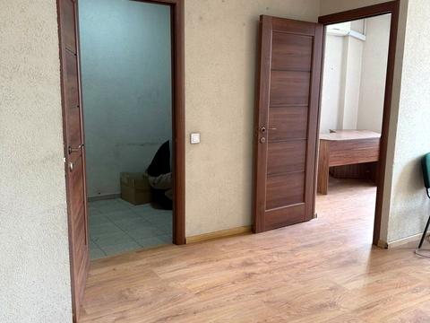 коммерческая по адресу Черновола просп. (700-летия Львова), 59