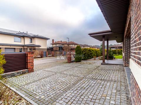 будинок за адресою берегова