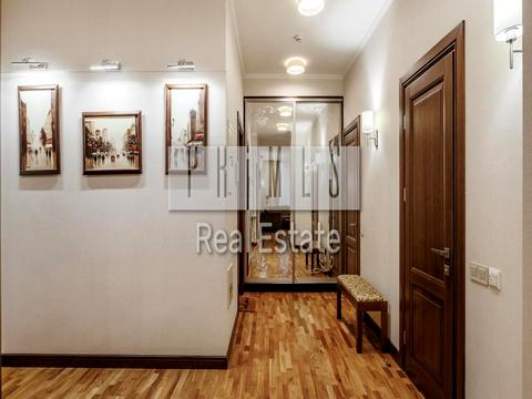 квартира за адресою Андрія Верхогляда вул. (Михайла Драгомирова), 16-Б